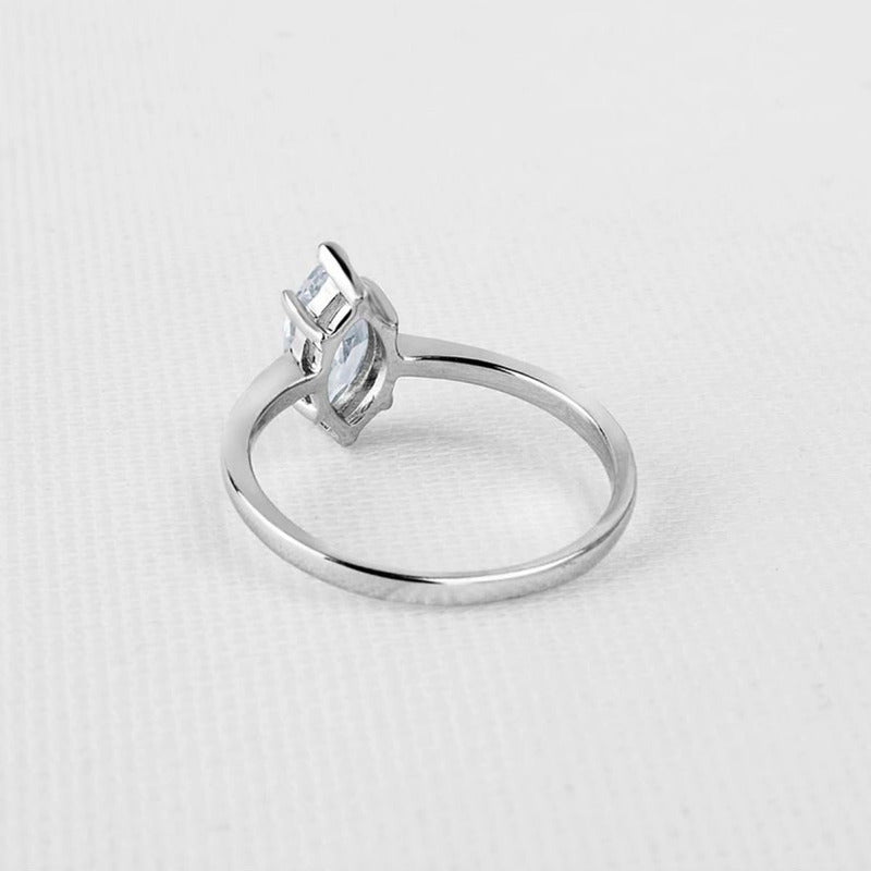 Anel Pura Prata 925 Solitário Navete Zirconia - Exclusivo