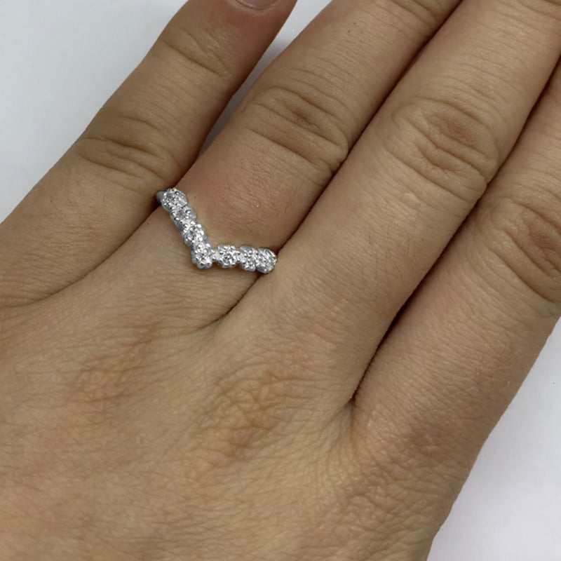 Anel V Pura Prata 925 Chevron Brilhante Zirconias- Exclusivo