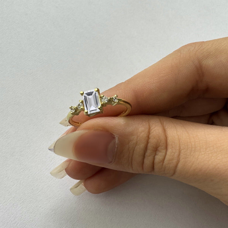 Anel Viena Retangular Prata 925 Dourada 18k - Zircônia