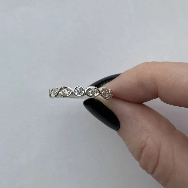 Anel Infinito Meia Aliança Zircônias Prata 925 - Feminino