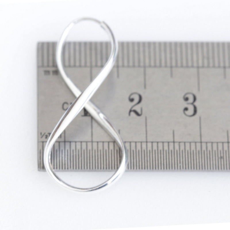 Argola Brinco Pequena Infinito Prata 925 - 3,8cm Feminina