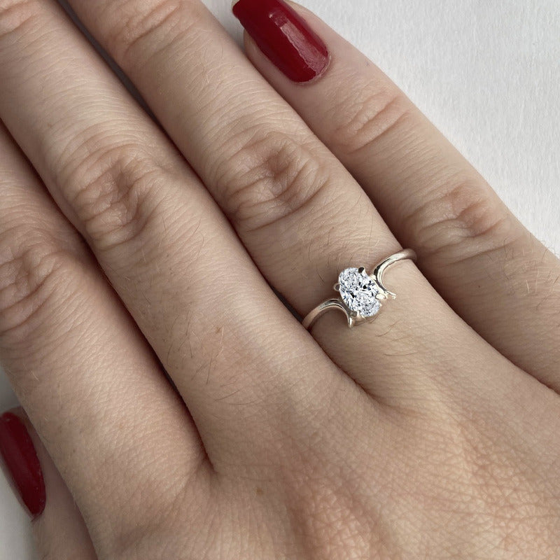 Anel Roma Solitário De Pura Prata 925 Zirconia - Exclusivo
