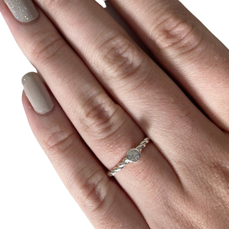 Anel Pura Prata 925 Solitário Torcido Zirconia - Exclusivo