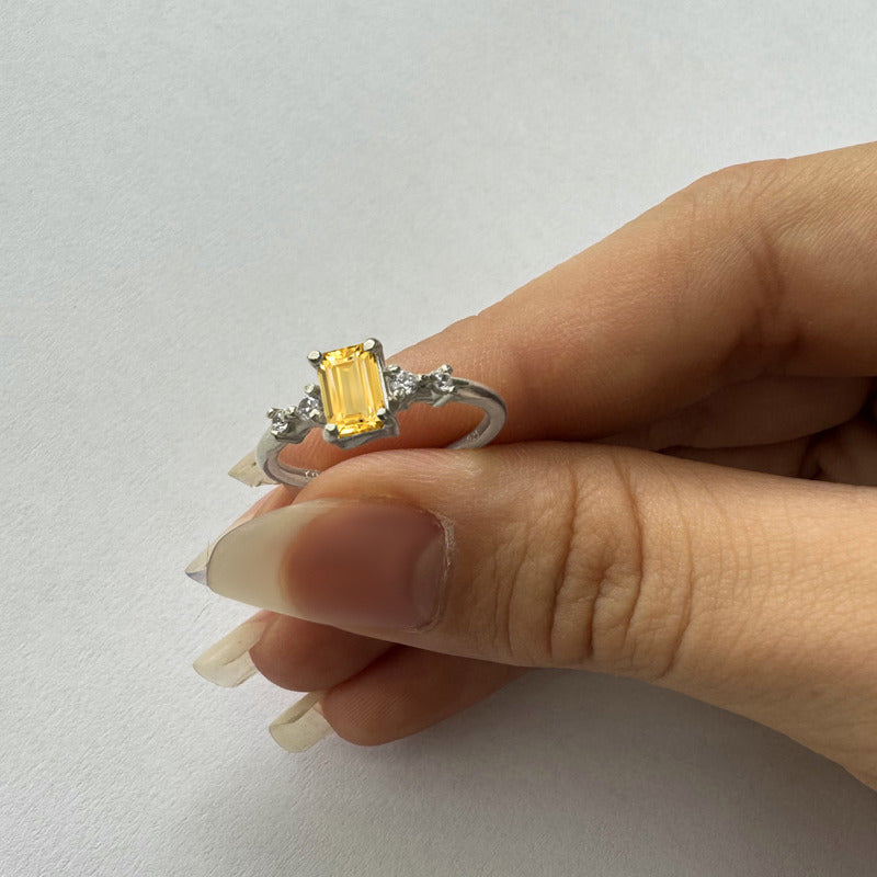 Anel Viena Retangular Pura Prata 925 - Citrino