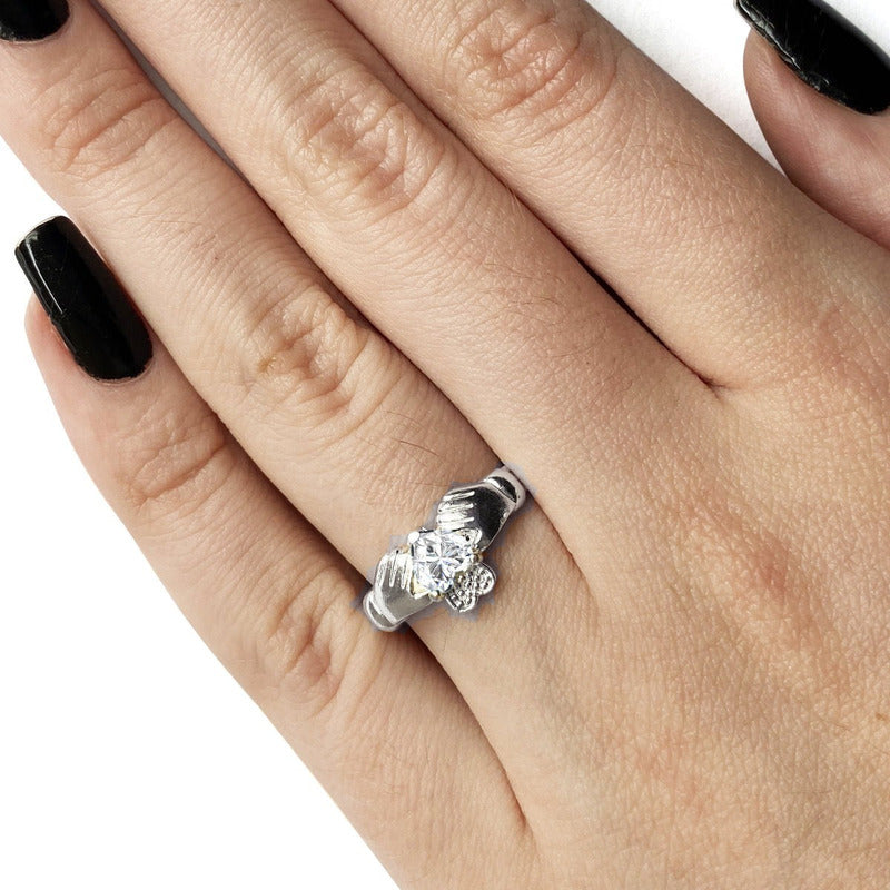 Anel De Prata 925 Claddagh Zirconia - Exclusivo - Compre Joias Direto Da Fábrica E Economize Dinheiro