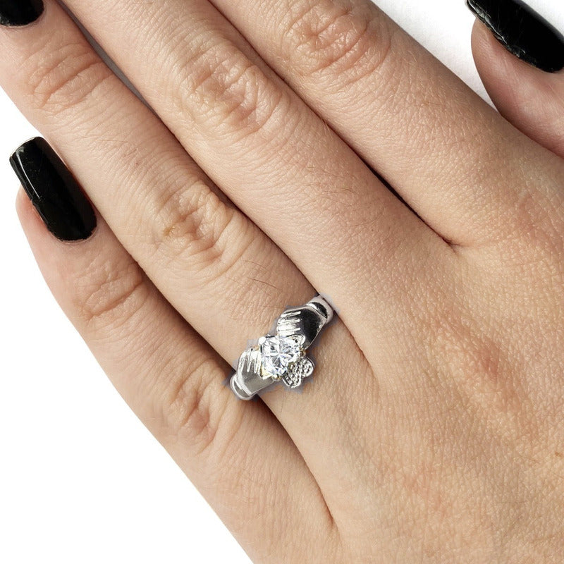 Anel De Prata 925 Claddagh Zirconia - Exclusivo - Compre Joias Direto Da Fábrica E Economize Dinheiro