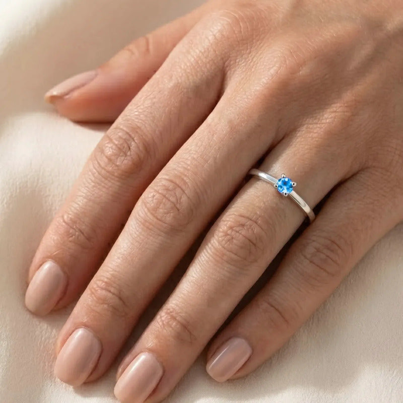 Anel Solitário Topázio Azul Tradicional Prata 925 - Feminino