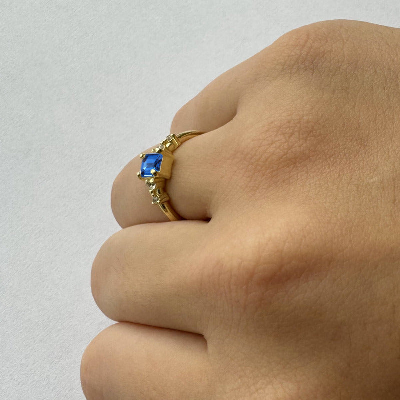 Anel Viena Retangular Prata 925 Dourada 18k - Safira