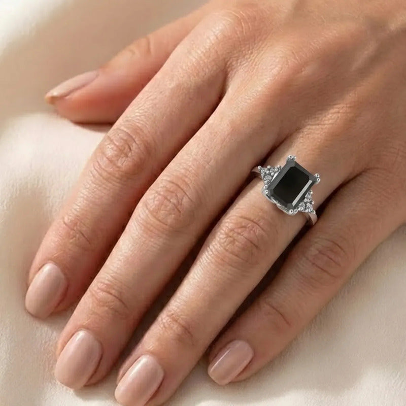 Anel Vintage Clássico Onix Prata 925 - Feminino