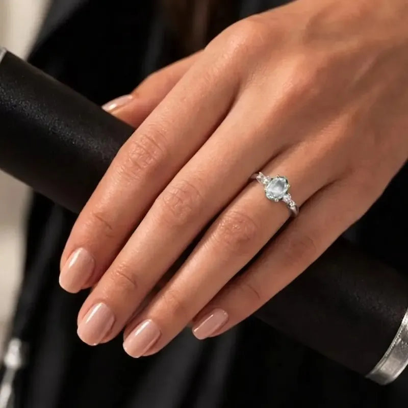 Anel Formatura Feminino Prata 925 + Caixinha Capelo Zircônia 26