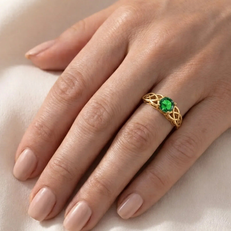 Anel Solitário Celta Knot Prata 925 Dourada 18k - Esmeralda
