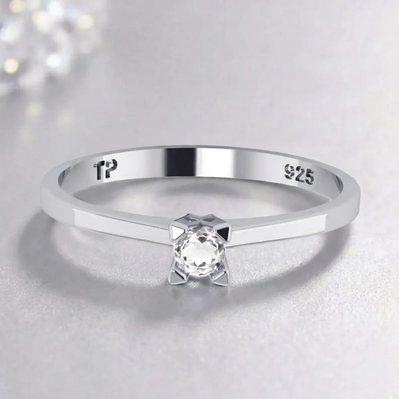 Anel Solitário Zirconia Tradicional Prata 925 -  Feminino