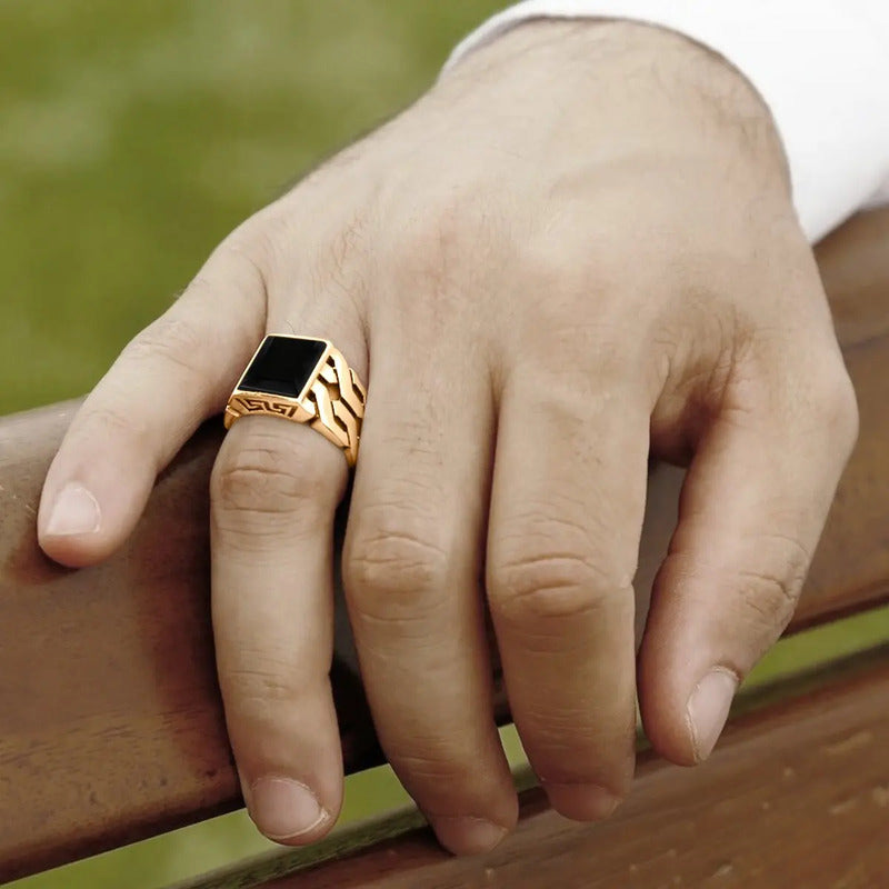 Anel Masculino Tudo Prata 925 Banhado Ouro 18k Ônix Negro Tamanho 21 Negro Dorado